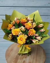 Букет цветов из:  Альстромерии и Розы в Мамхегском