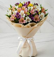 Букет цветов из:  Альстромерии в Мамхегском