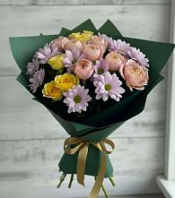 Букет цветов из:  Хризантемы и Розы в Мамхегском