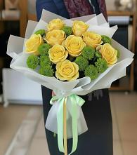 Букет цветов из:  Хризантемы и Розы в Мамхегском