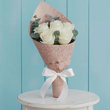 Букет цветов из:  Розы в Мамхегском